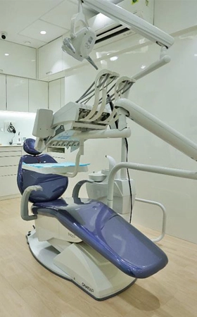 Dental clinic in Santacruz west